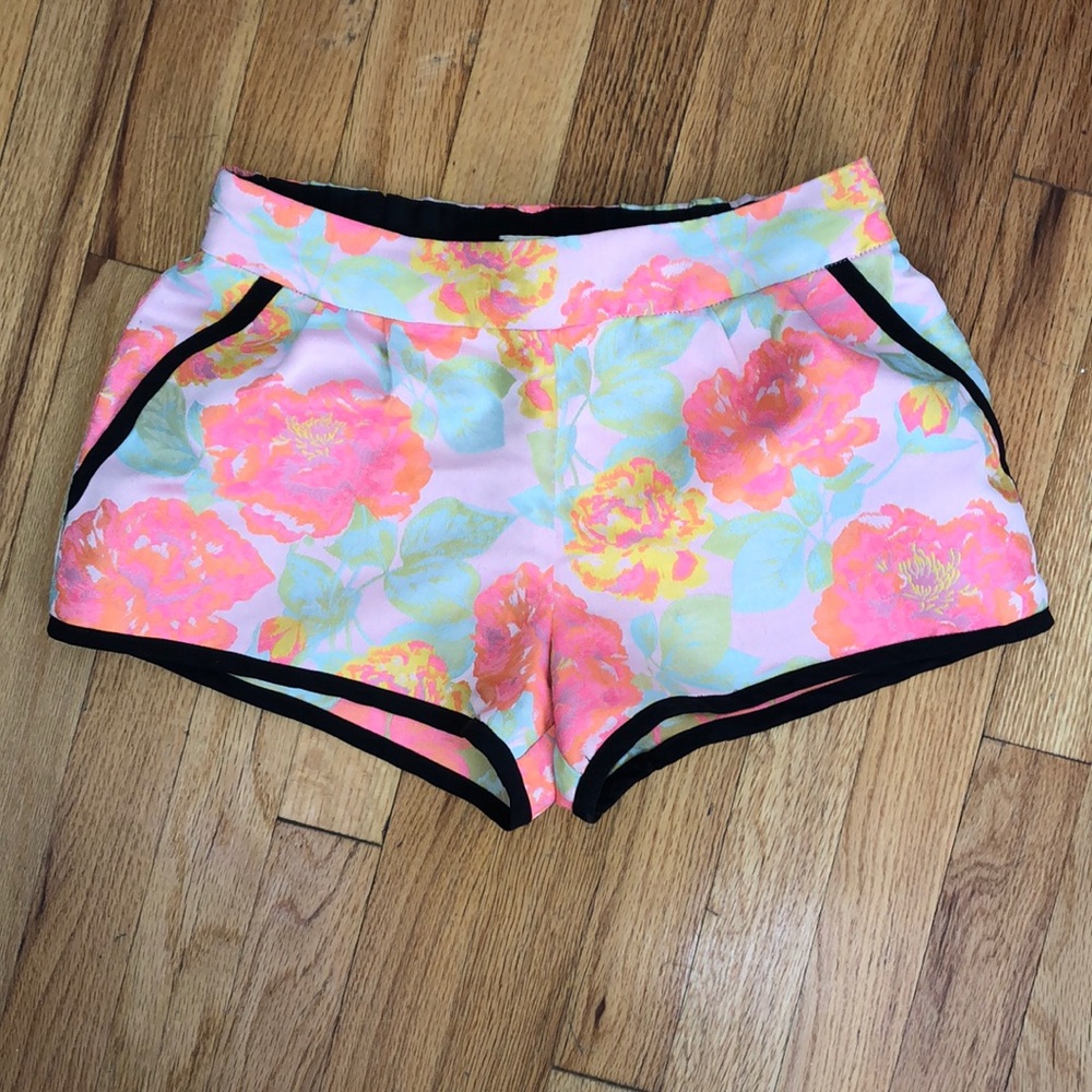 Wilfred neon print structured shorts